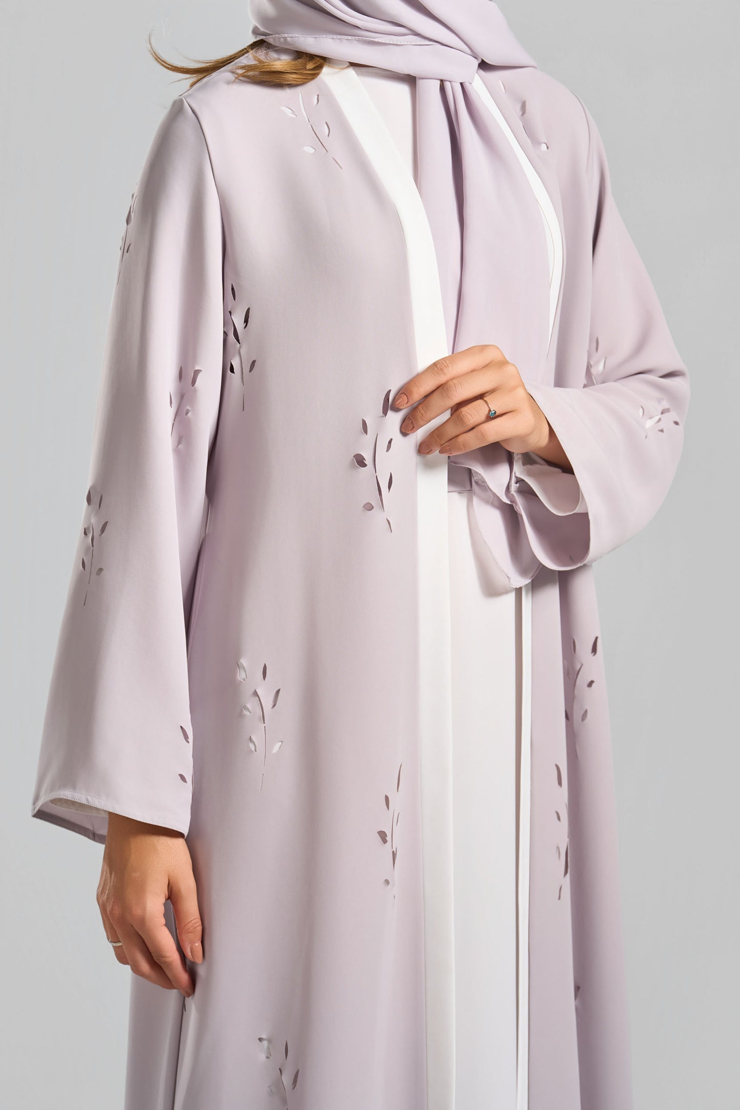 طقم عباية تطريز - C0611