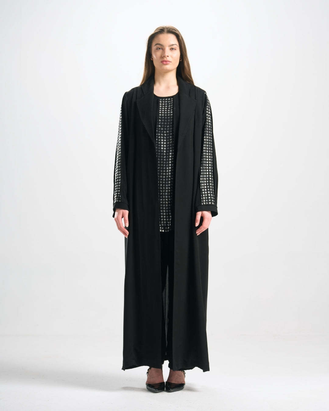 طقم عباية سهرة (عباية فصوص + توب + بنطلون) - TS018