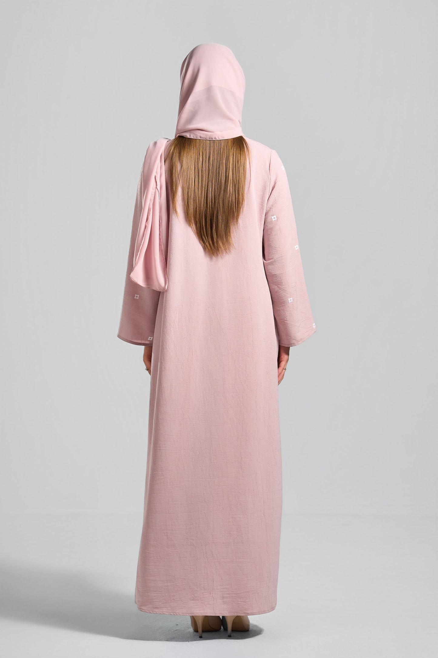 طقم عباية تطريز - C0611