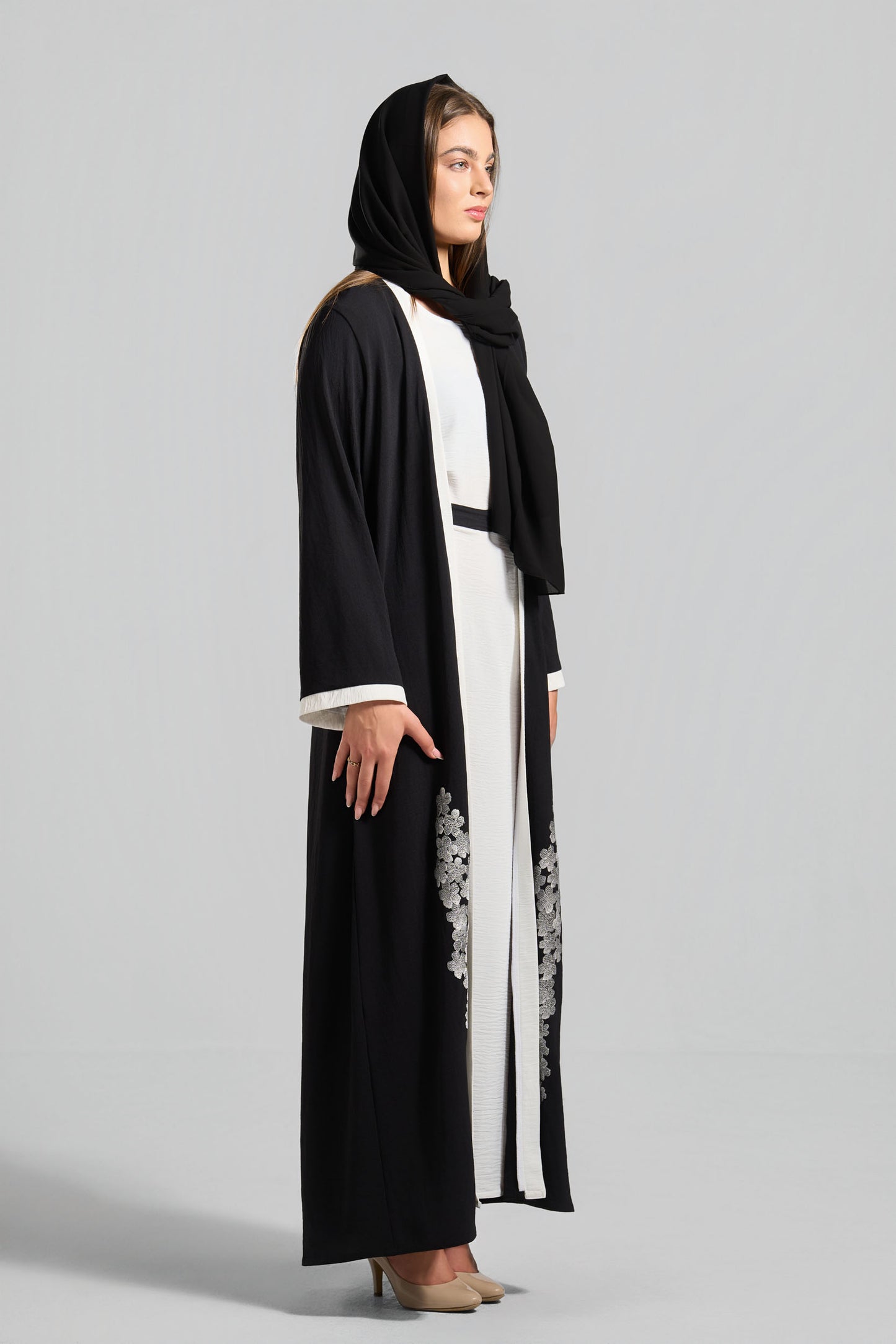 طقم عباية تطريز - C0611
