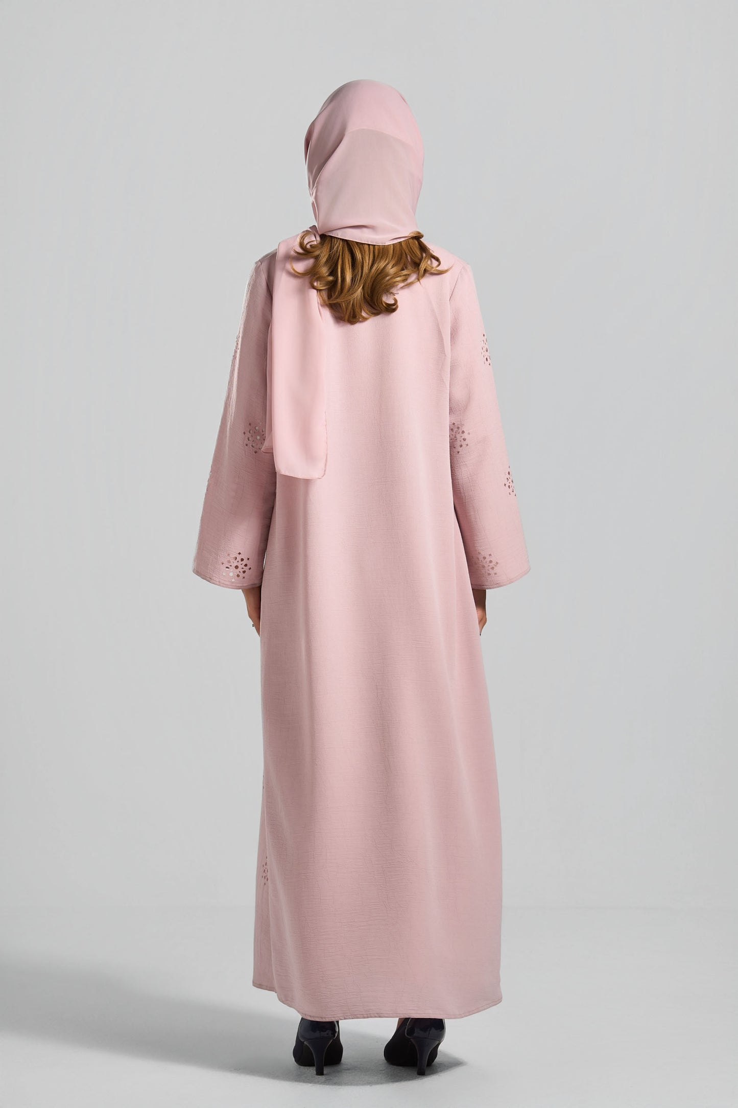 طقم عباية تطريز - C0611