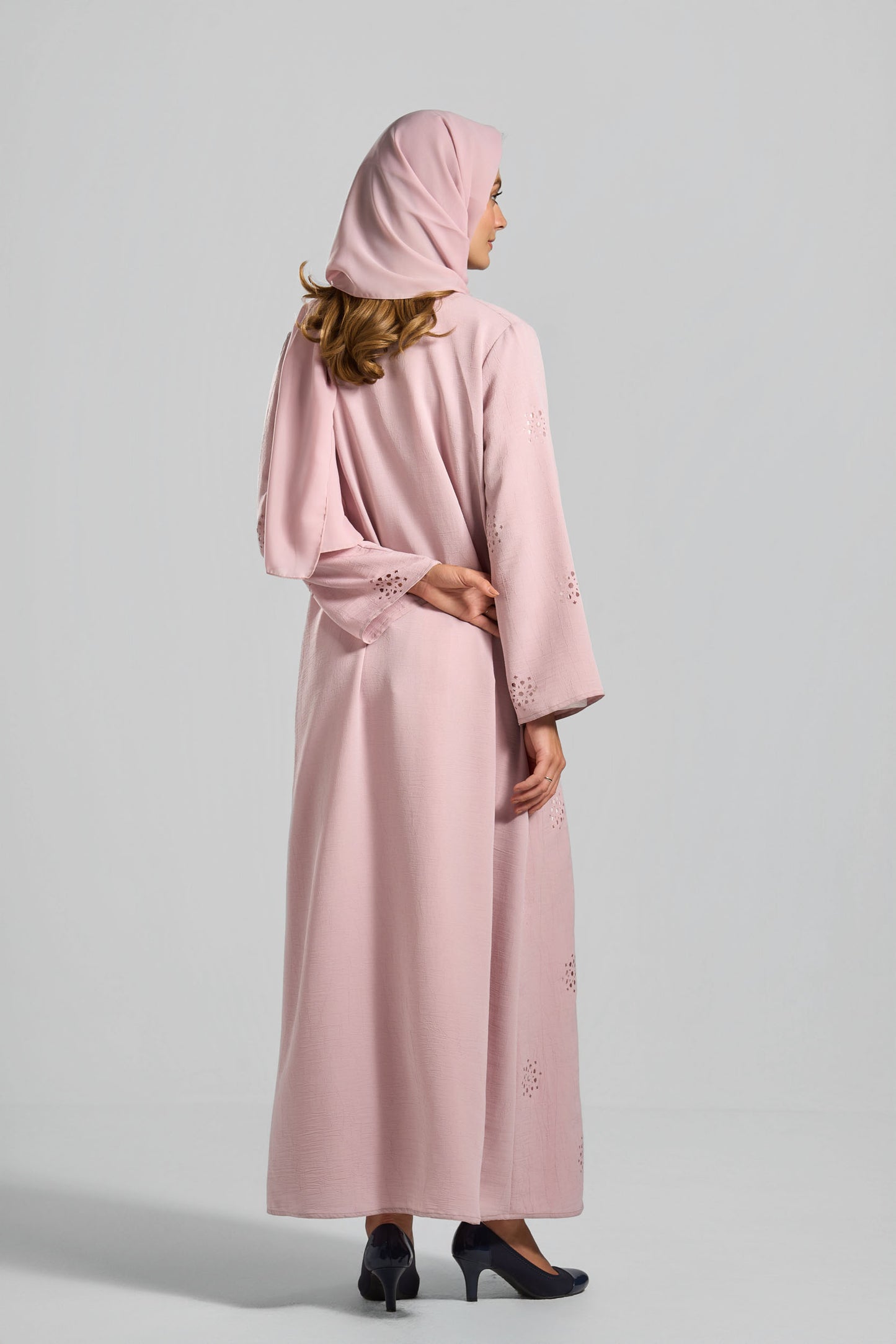 طقم عباية تطريز - C0611