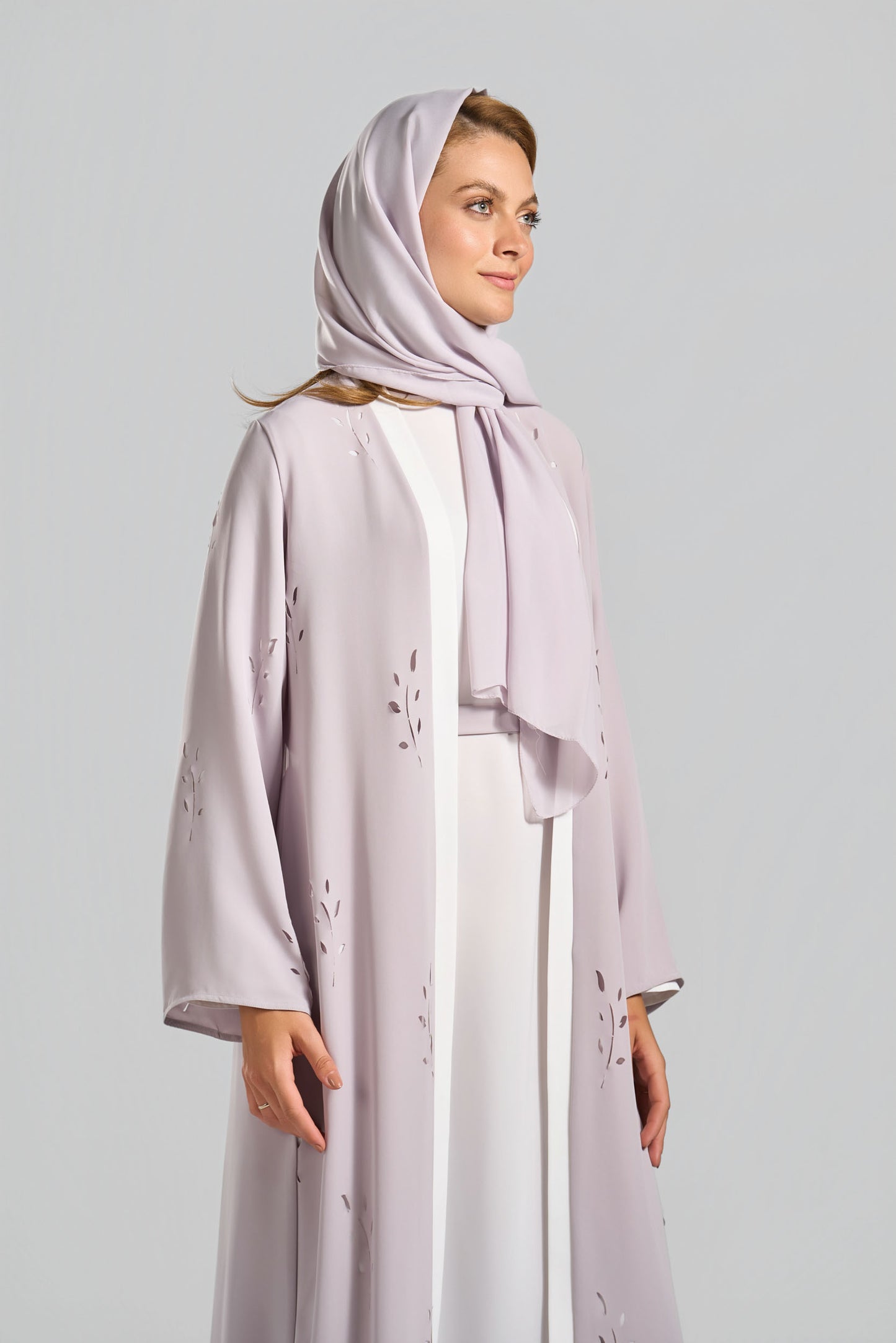 طقم عباية تطريز - C0611