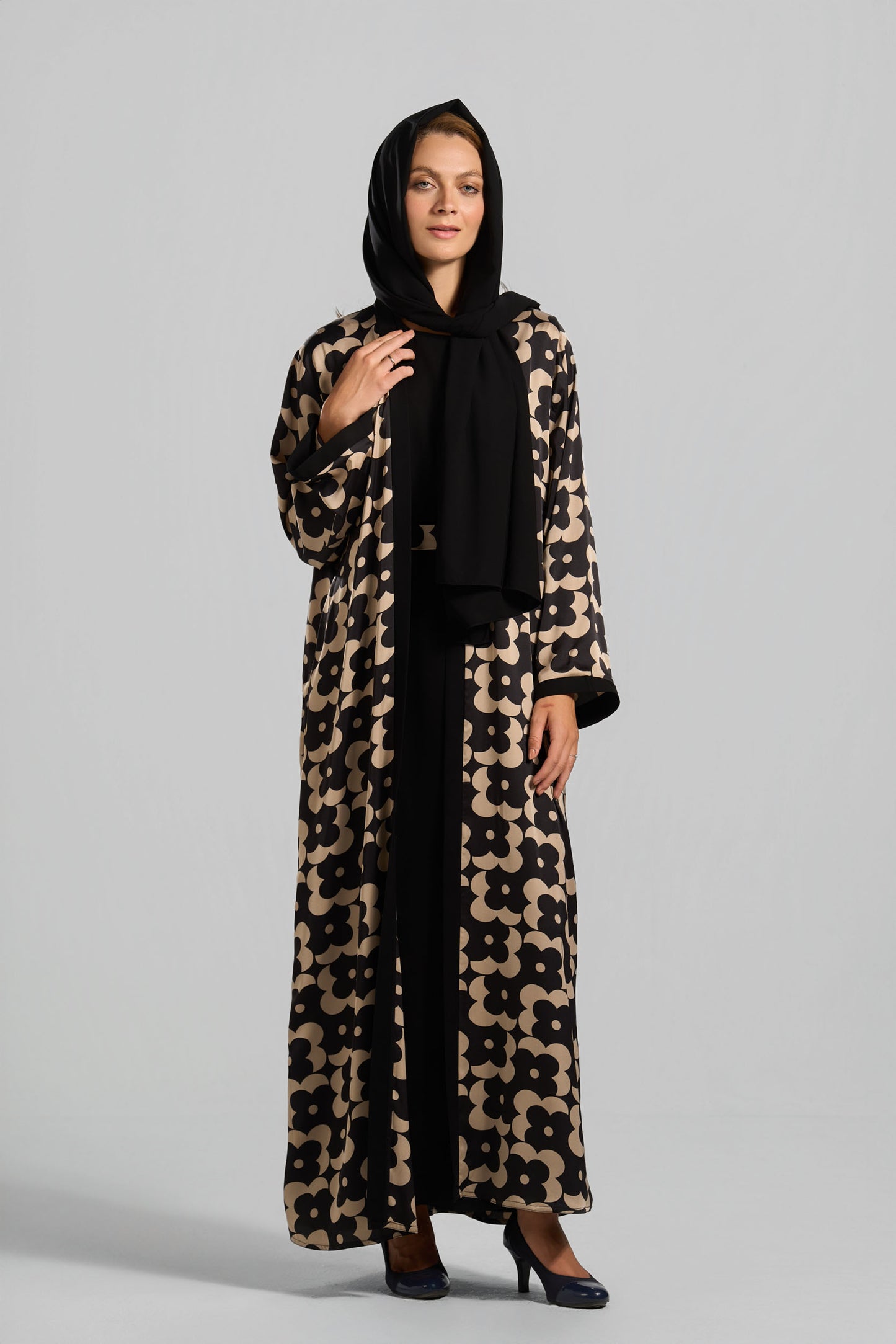 طقم عباية تطريز - C0611