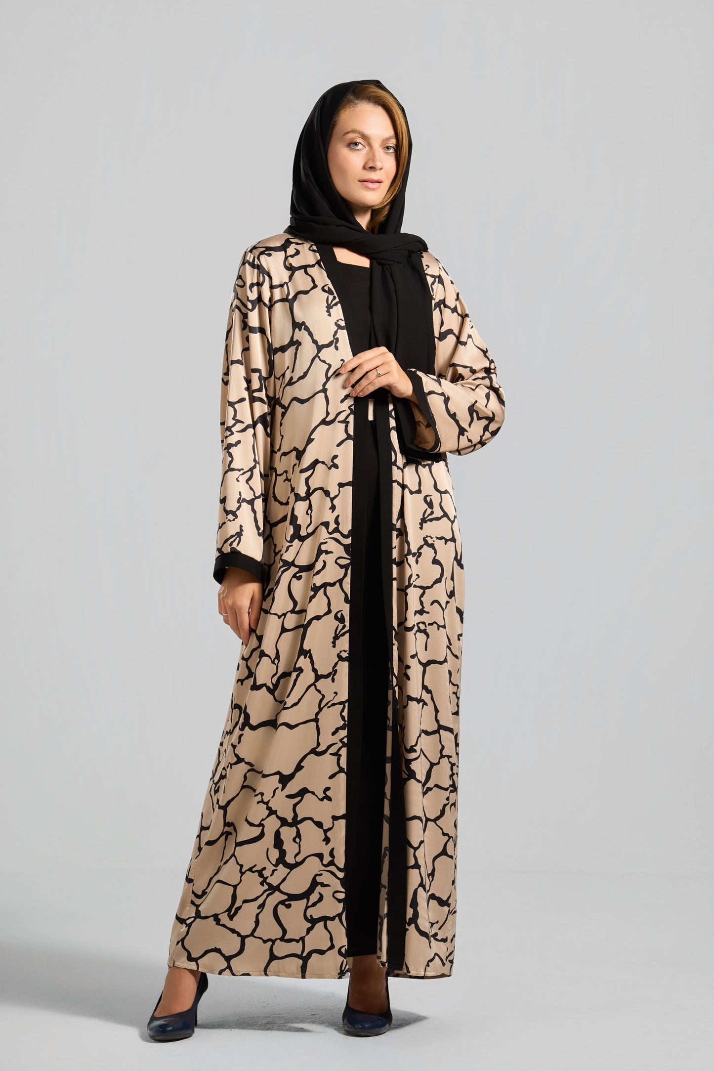 طقم عباية تطريز - C0611