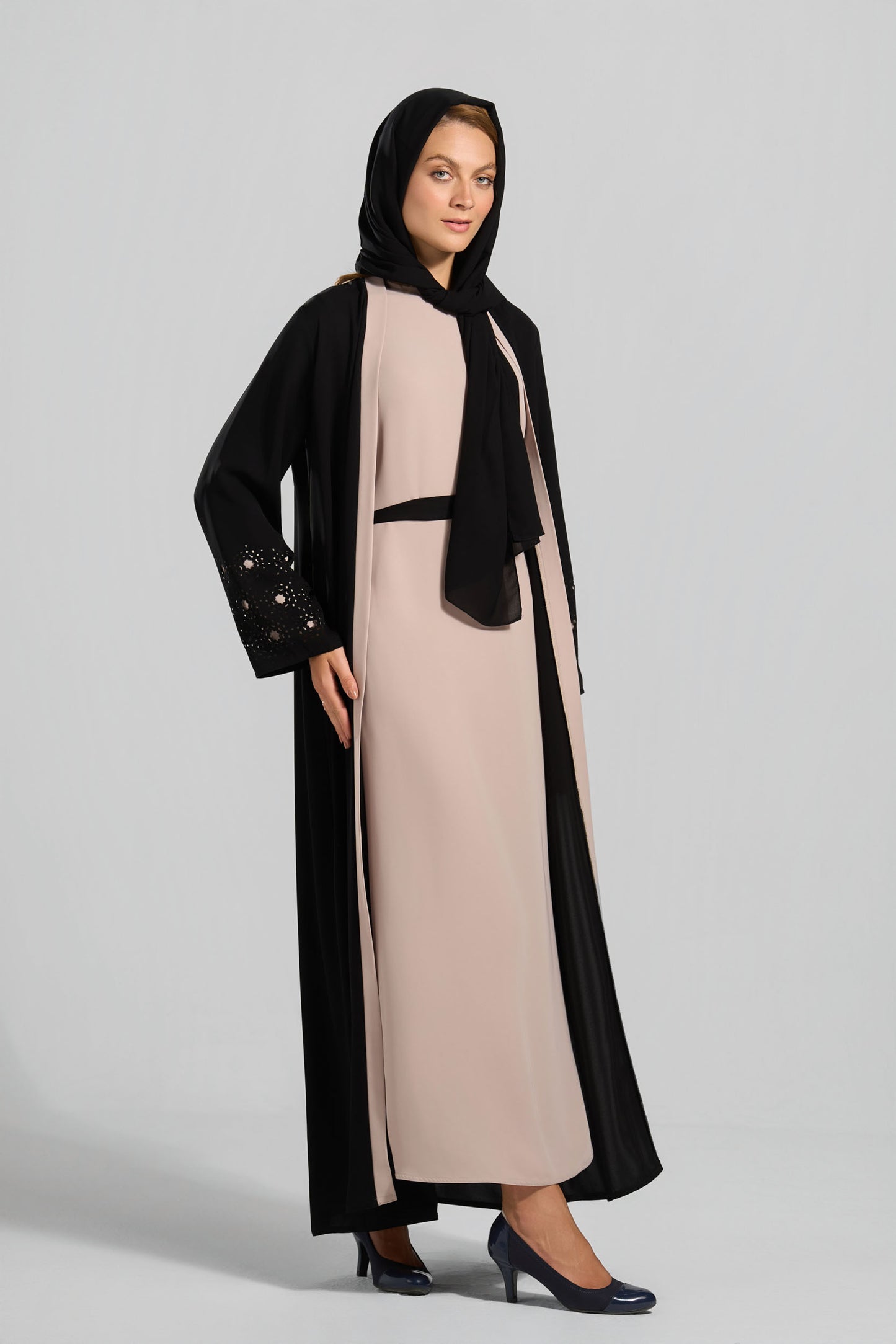 طقم عباية تطريز - C0611